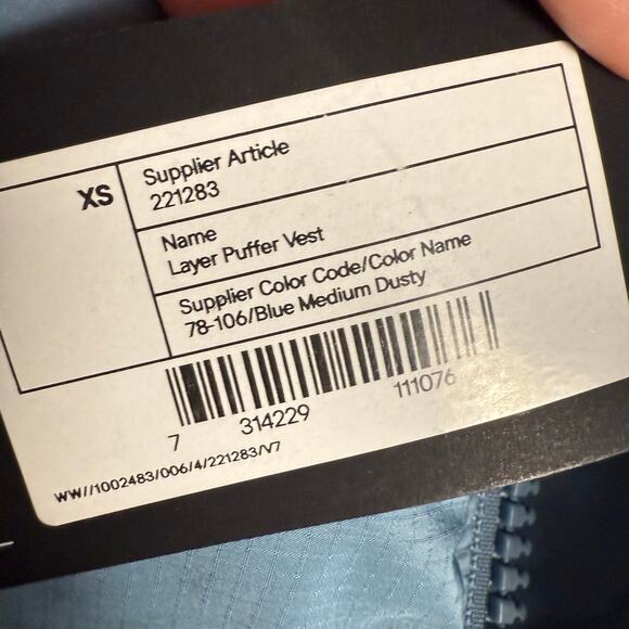 Weekday Dusty Blue Sleeveless Zip Up Layer Puffer Vest Women’s Size XS - Picture 11 of 13